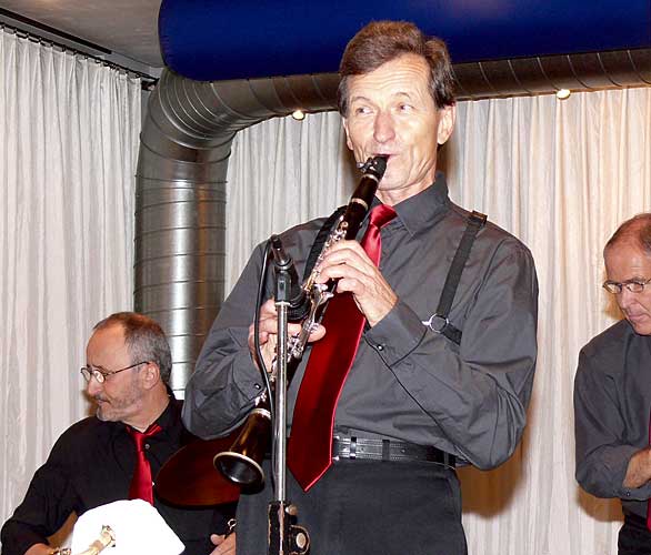 Shrink&Jazz im neuen Outfit im Comm-on